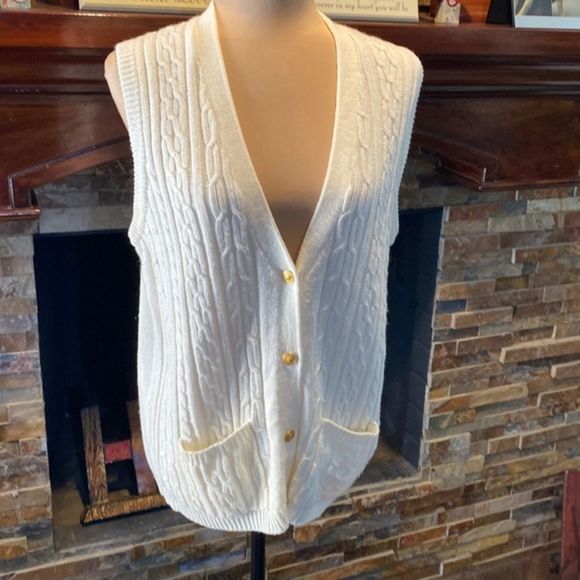 Classic Elements Sweaters Hp Classic Vintage Style Sweater Vest